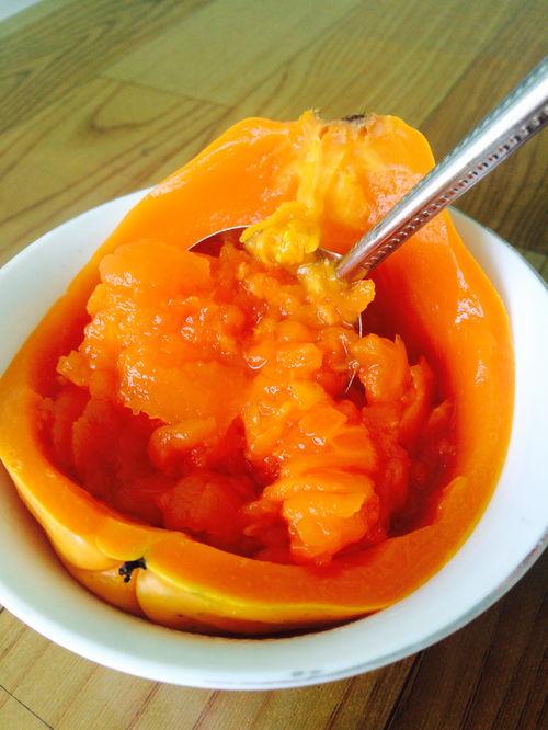 吃绿色的瓜加蜂蜜,蜂蜜瓜果盛宴